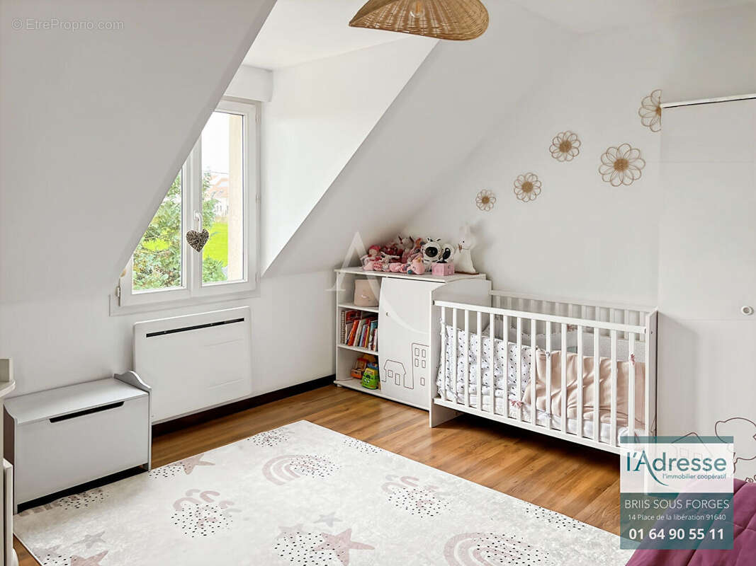 Maison à VAUGRIGNEUSE