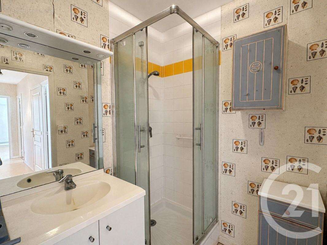 Appartement 100 m² à Montreuil  - photo 9