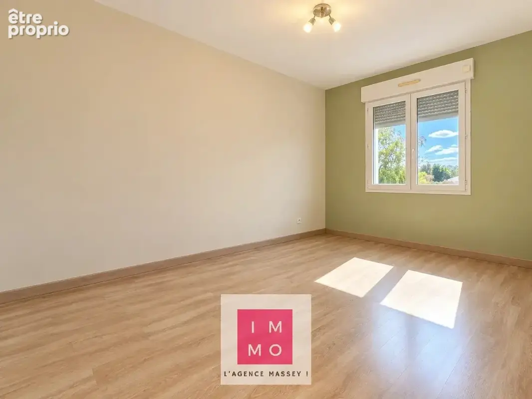 Belle maison familiale de 147 m² avec 5 chambres, terrasses et jardin - photo 18