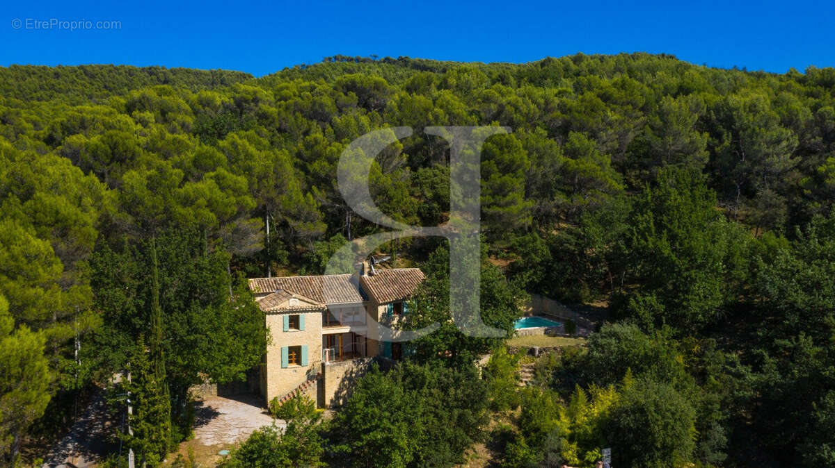 Maison à VAISON-LA-ROMAINE