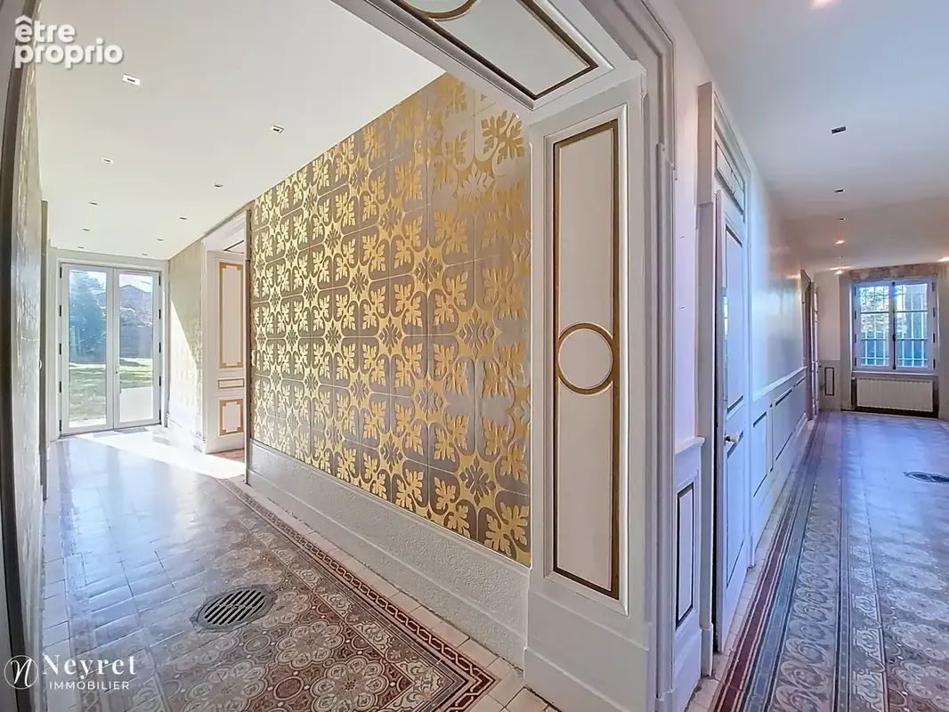 Opportunité à saisir dans une maison de maître de 6 lots sur les hauteurs de Vernaison , Duplex T4 de 150 m2 - photo 3