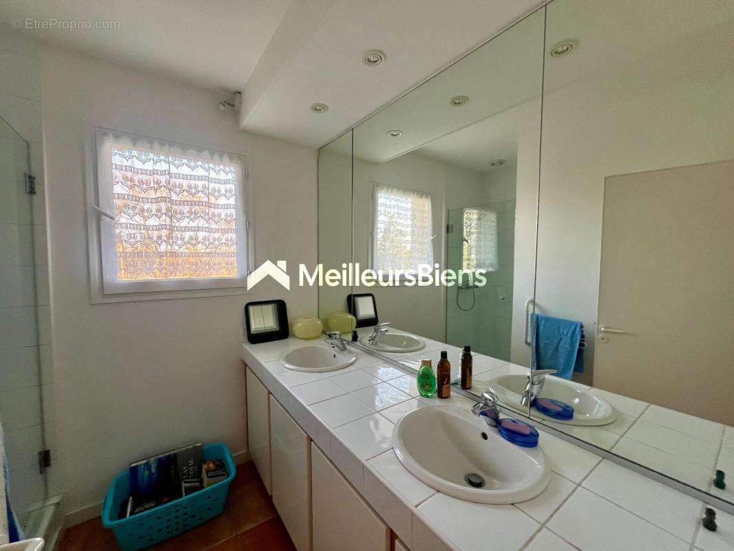 Maison à SAINT-ETIENNE