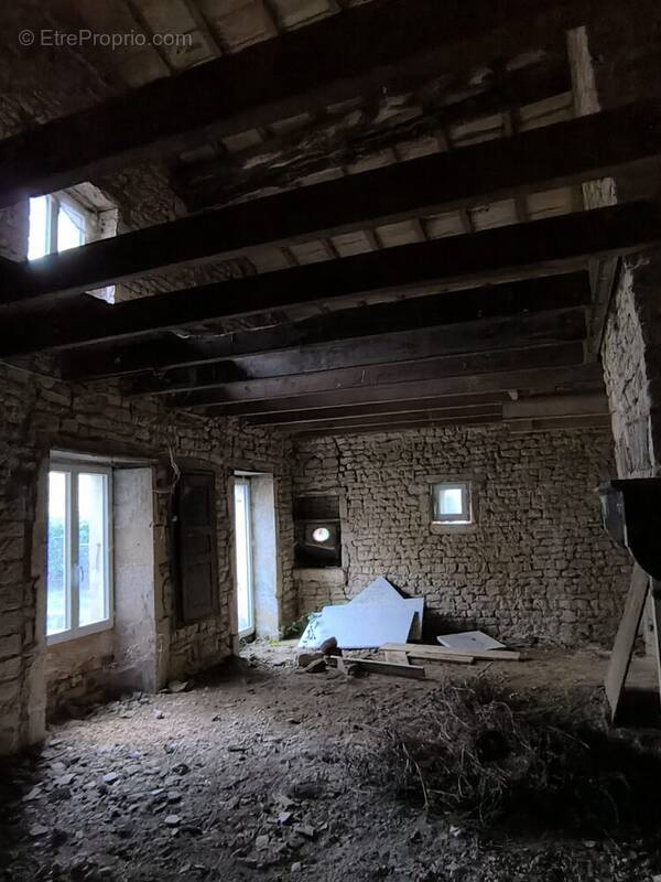 Maison à VILLEMAIN