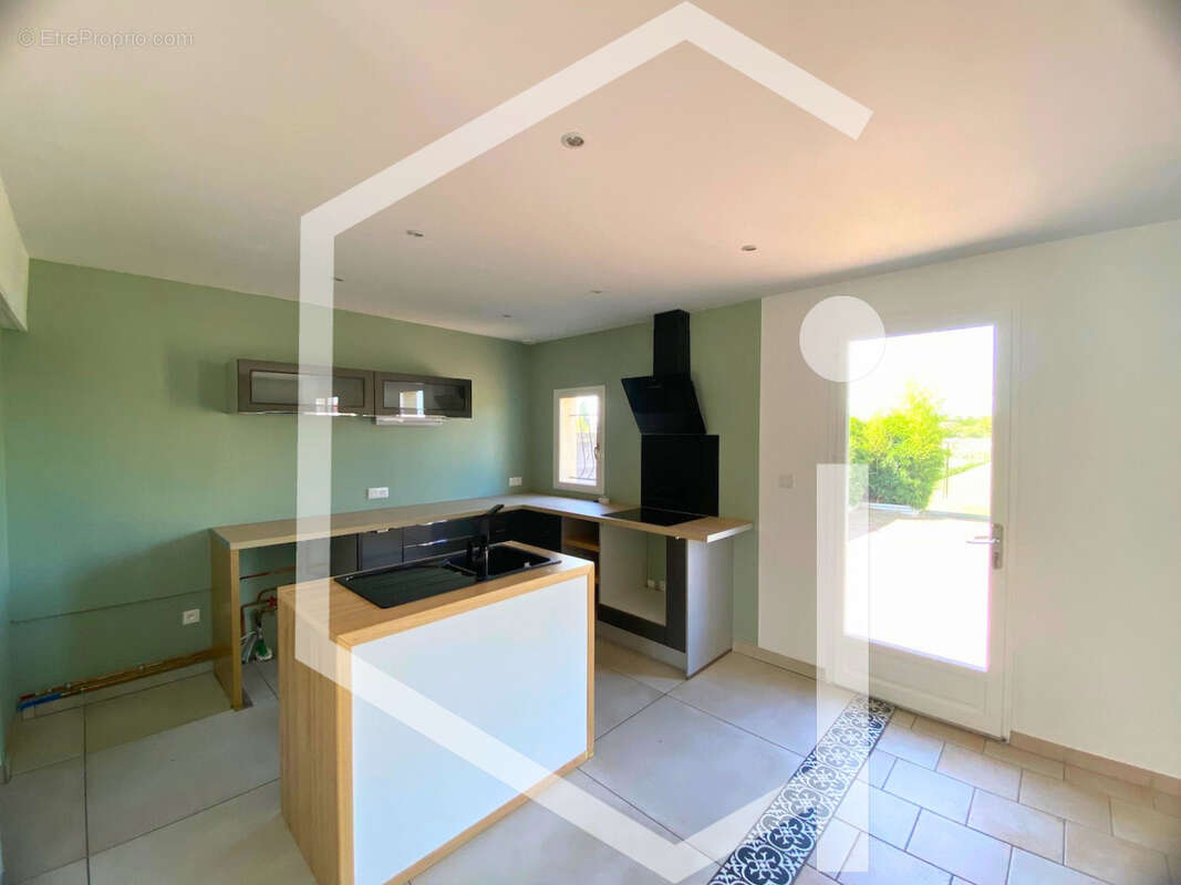 Maison à SURY-PRES-LERE