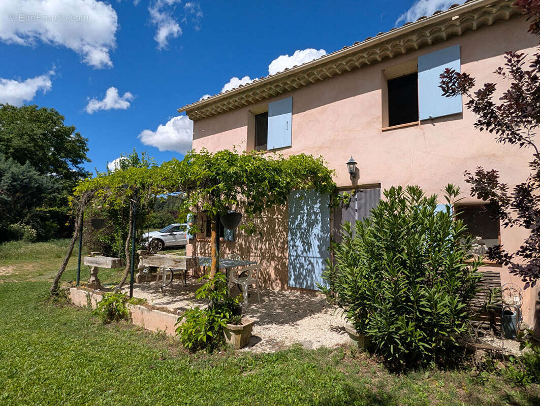 Maison à SALERNES