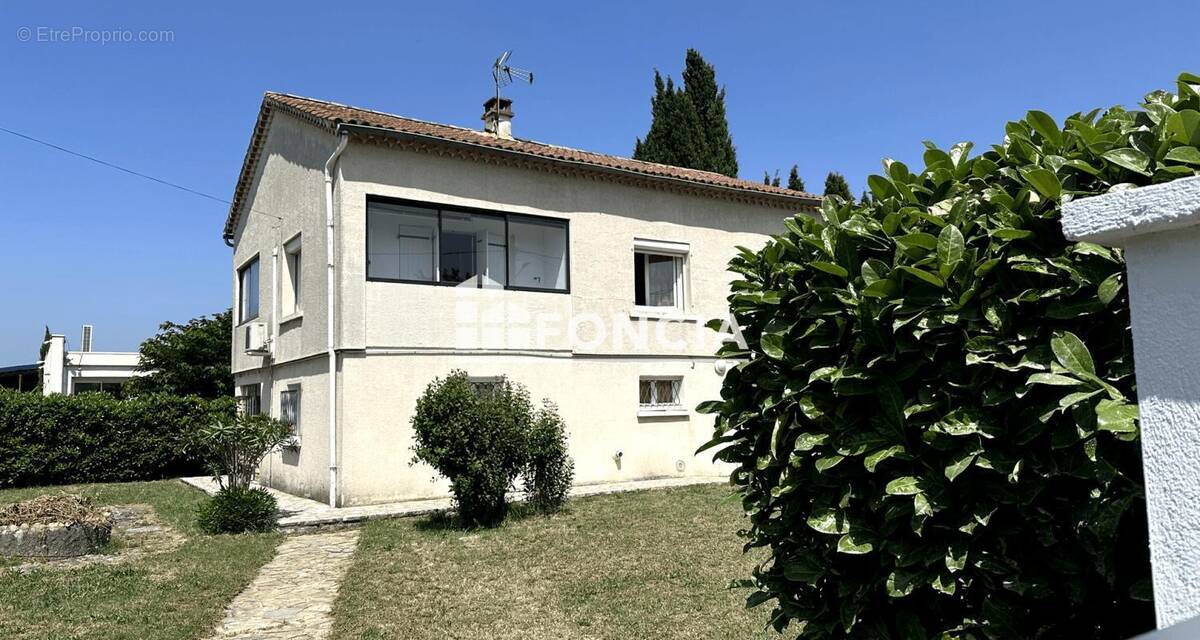 Maison à BAGNOLS-SUR-CEZE