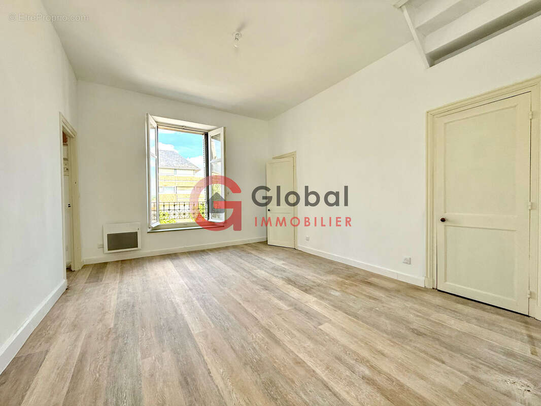 Appartement à FONTENAY-LE-COMTE