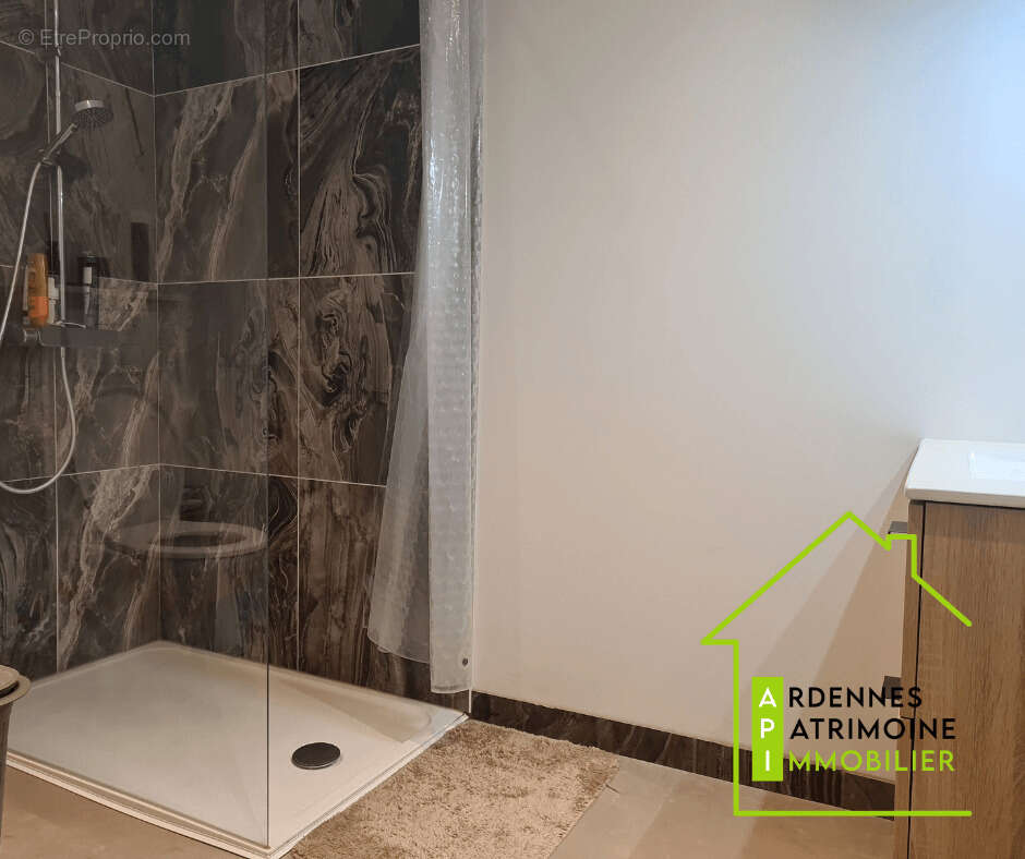 Maison à SAINT-MARCEAU