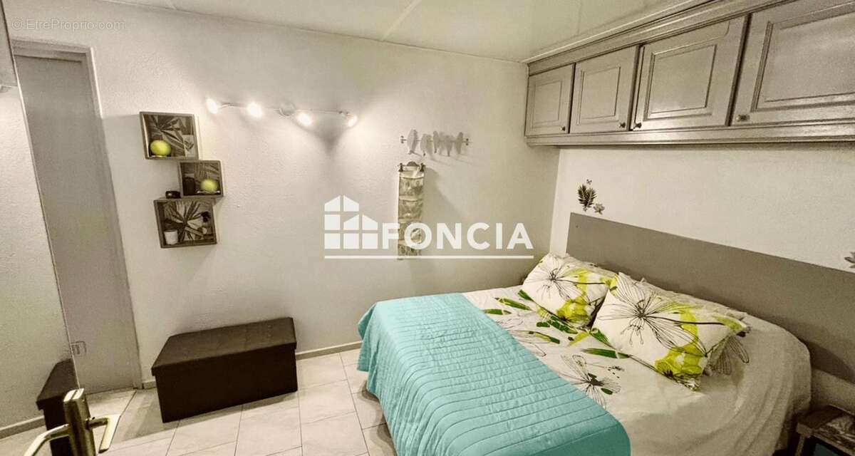 Appartement à SIX-FOURS-LES-PLAGES