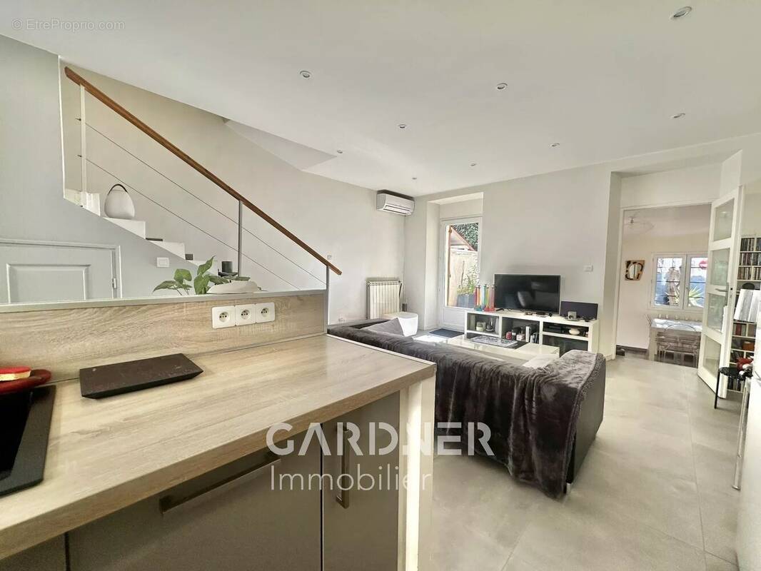 Maison à MARSEILLE-10E