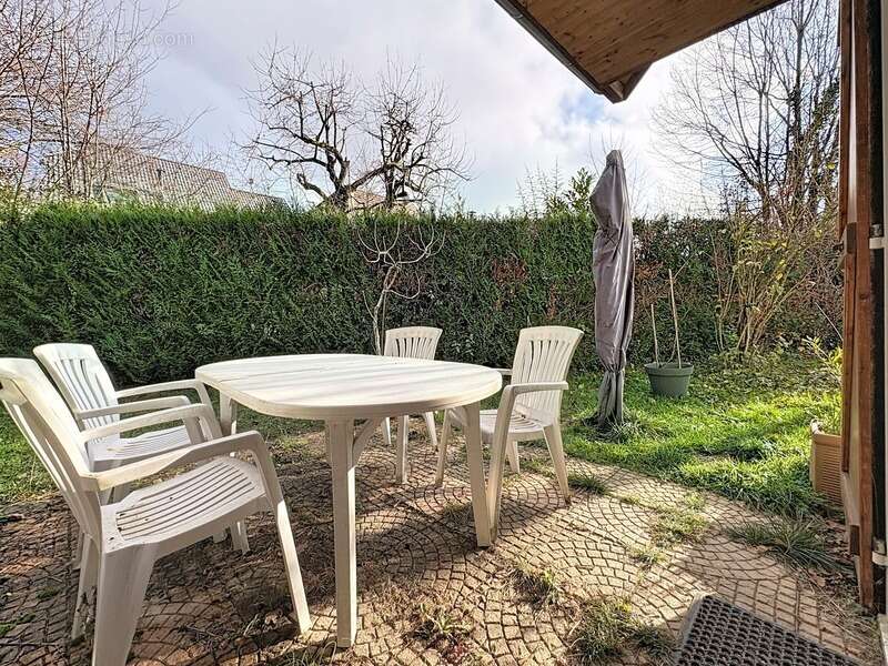 Maison à VILLE-LA-GRAND