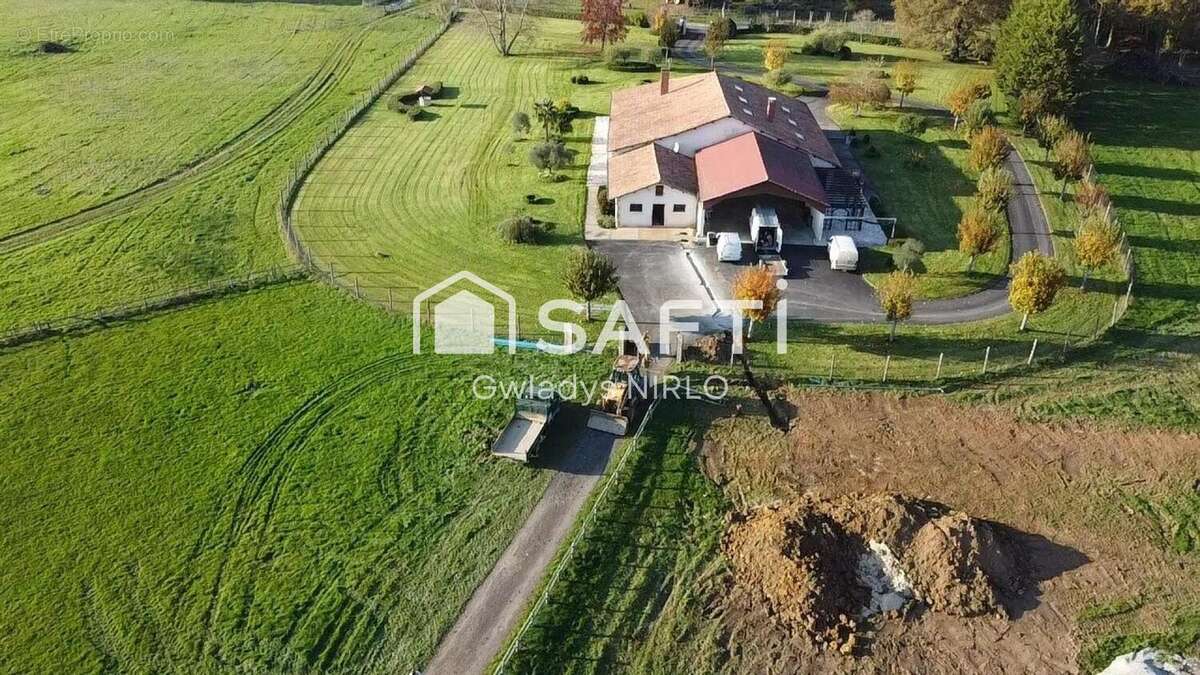 Photo 2 - Appartement à SAINT-COUTANT