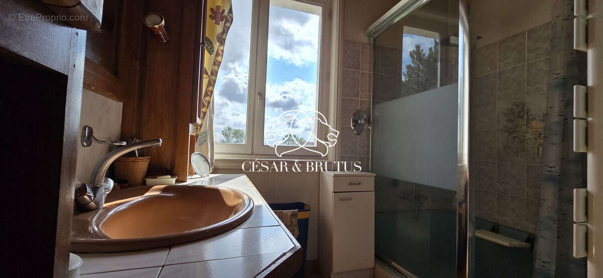 Maison à SANSSAC-L&#039;EGLISE