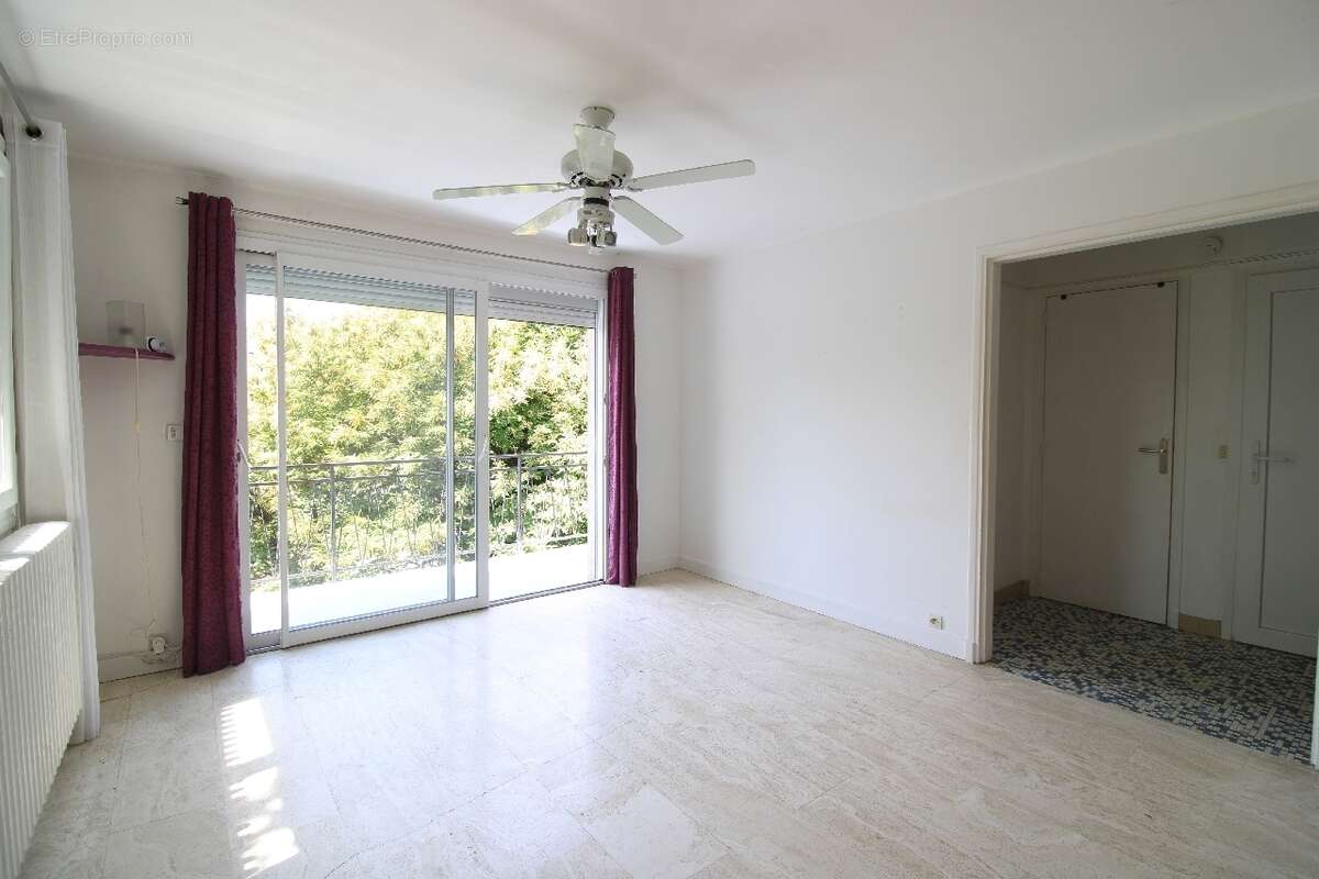 Appartement à YERRES