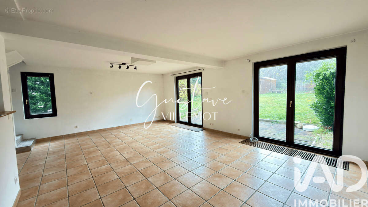 Maison 87 m² à Ermenonville  - photo 2