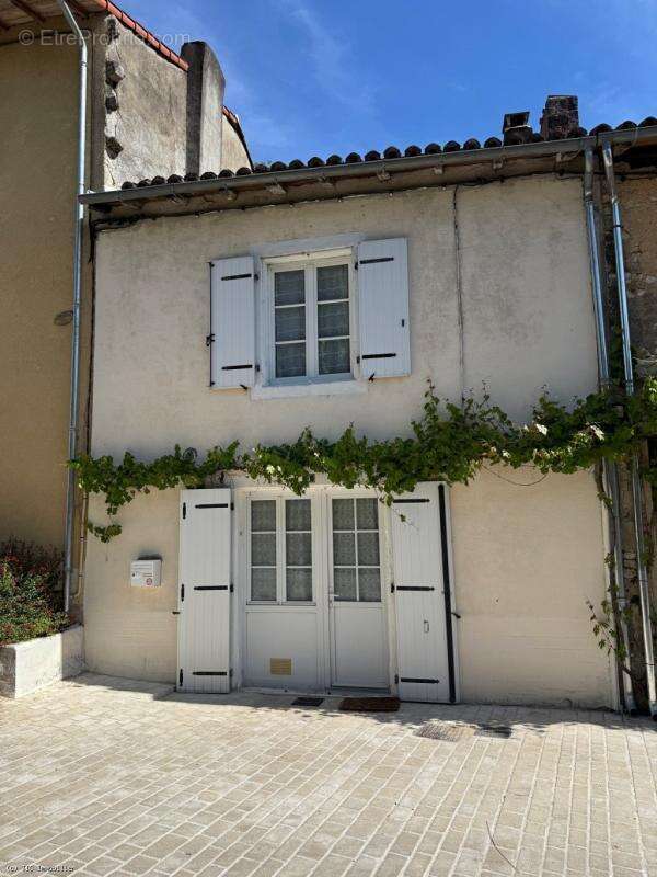 Maison à VERTEUIL-SUR-CHARENTE