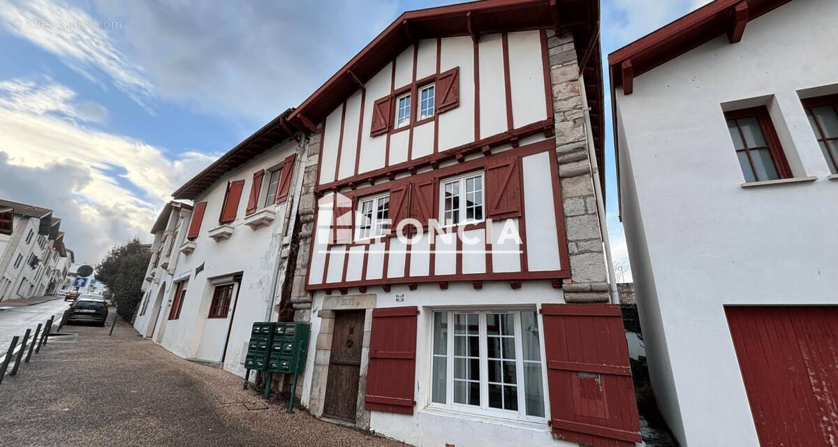 Maison à URRUGNE