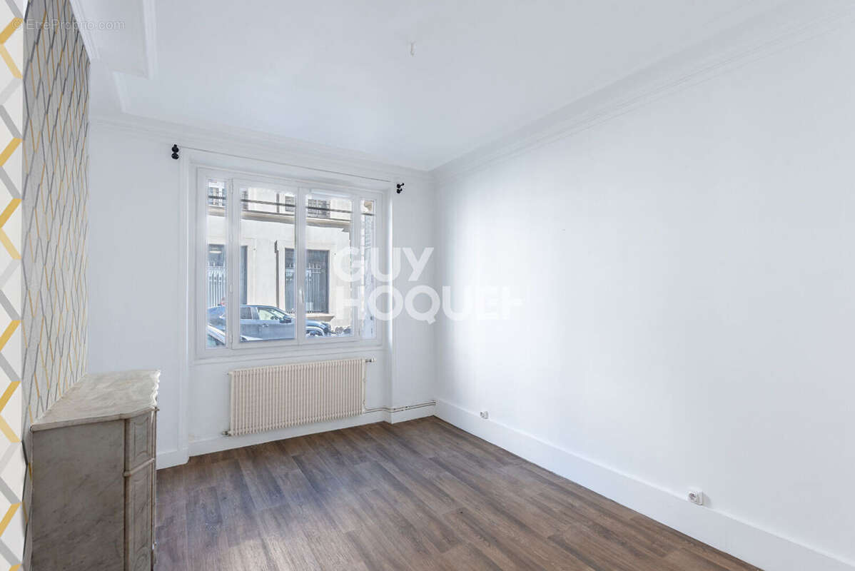 Appartement à PARIS-12E