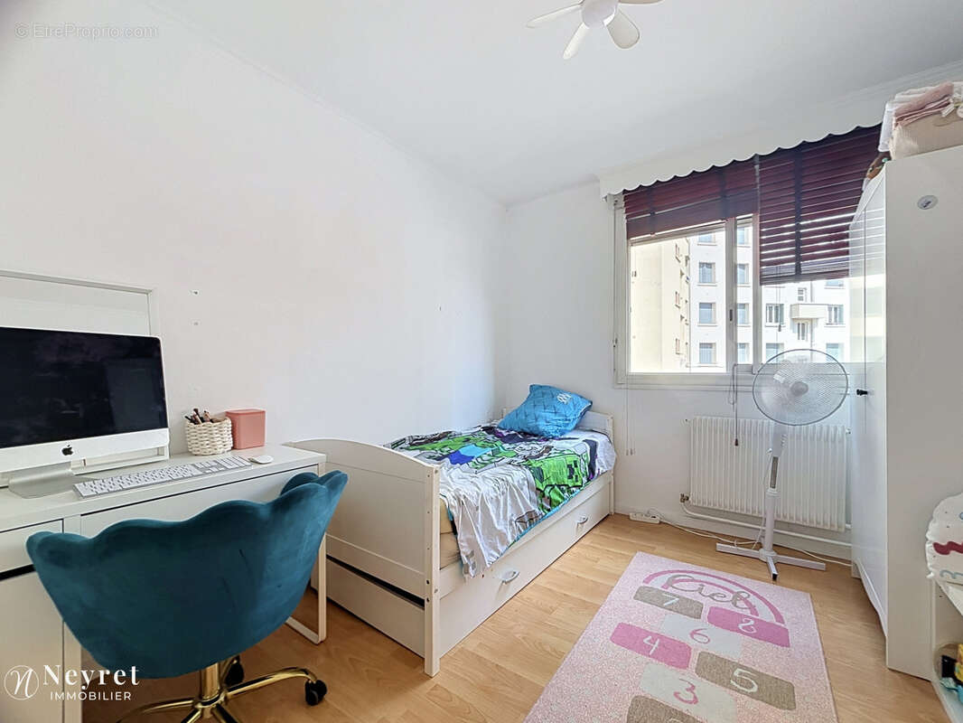 Appartement Lyon 7 - T3 68m2 - 2 chambres - balcon - photo 8