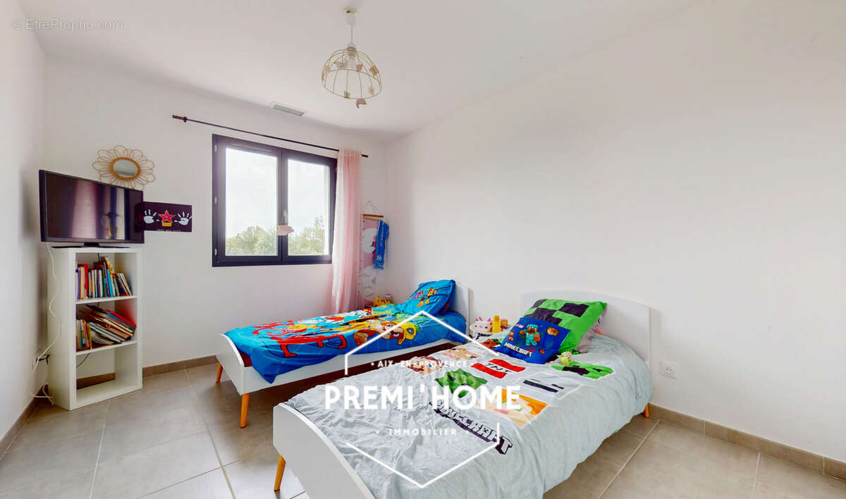A vendre maison récente 3 chambres piscine a cotignac - photo 15