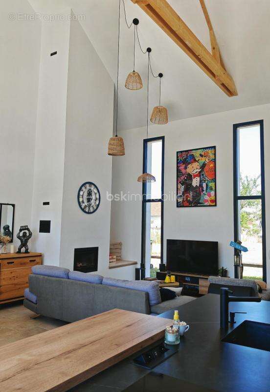 Maison à SAVIGNE-SUR-LATHAN