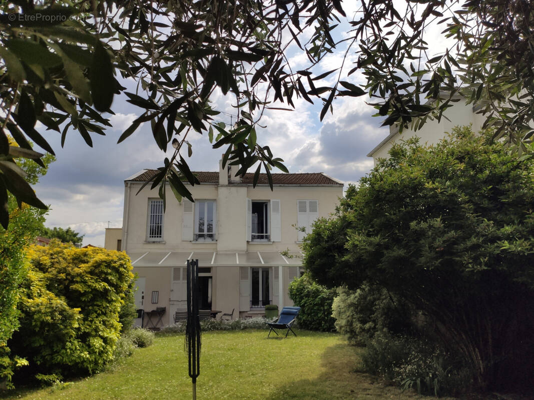 Maison à VITRY-SUR-SEINE