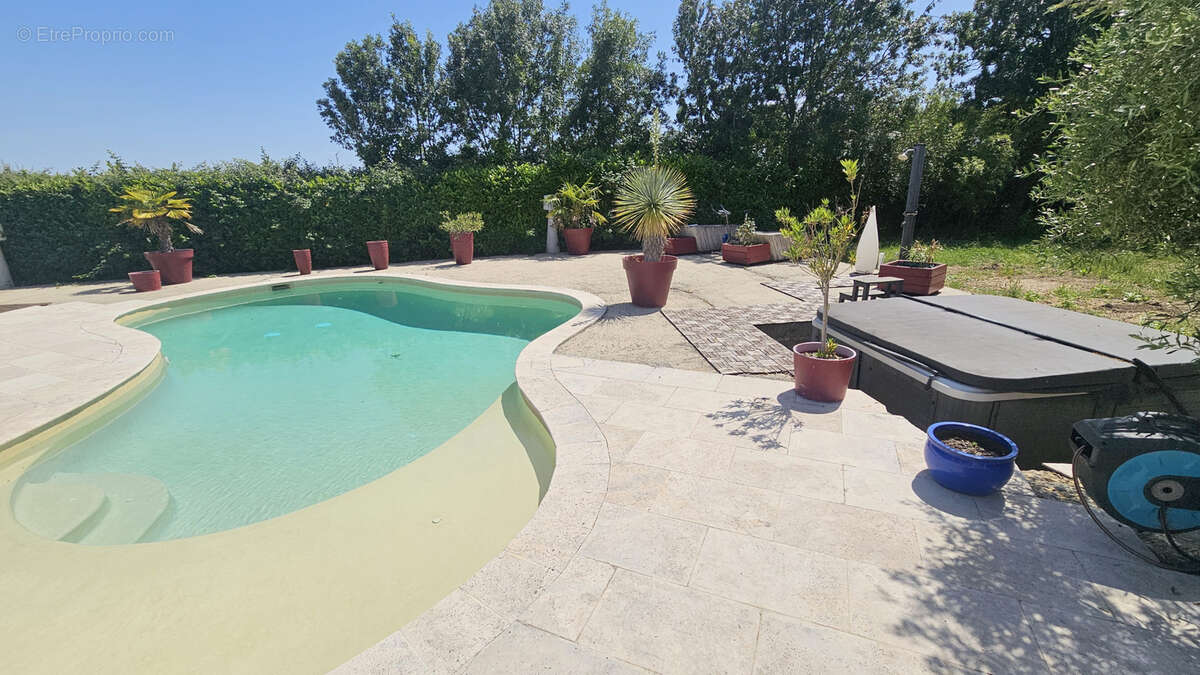 Maison à vendre de 6 pièces de 186.M2 - photo 2