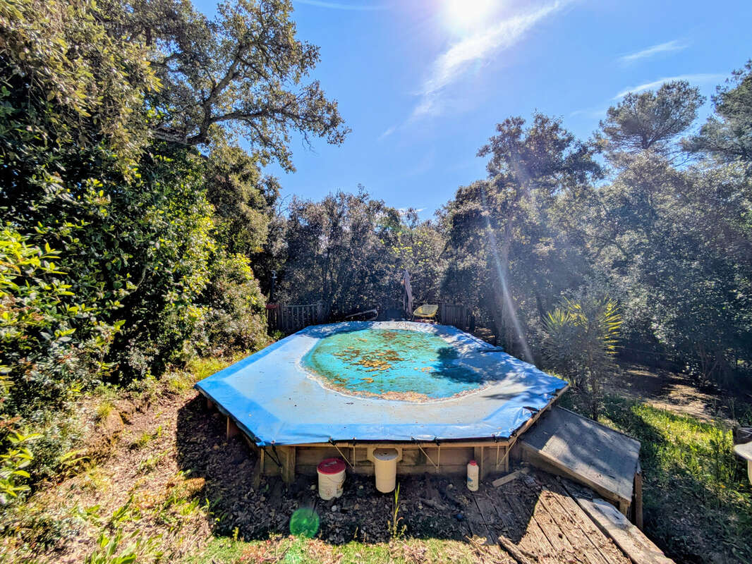 Maison à SIX-FOURS-LES-PLAGES