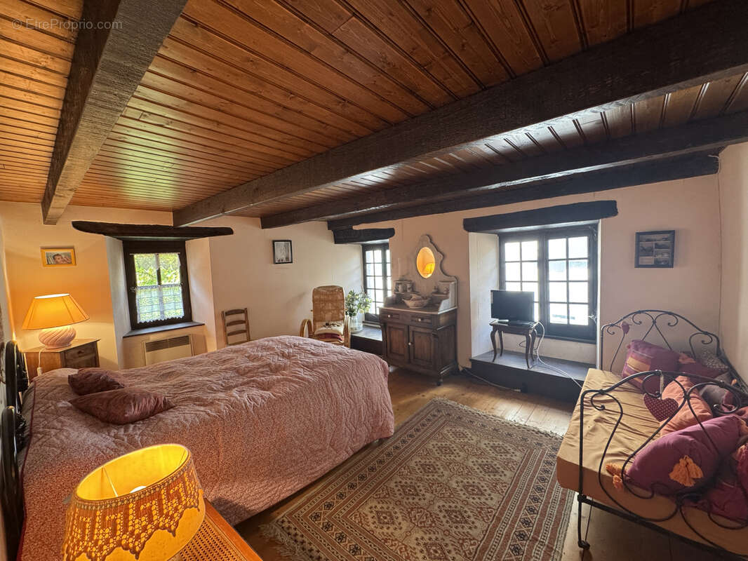 Maison à REQUISTA