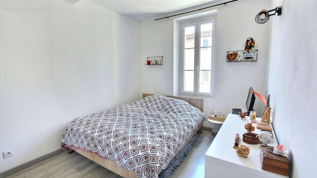 Appartement à LE LUC
