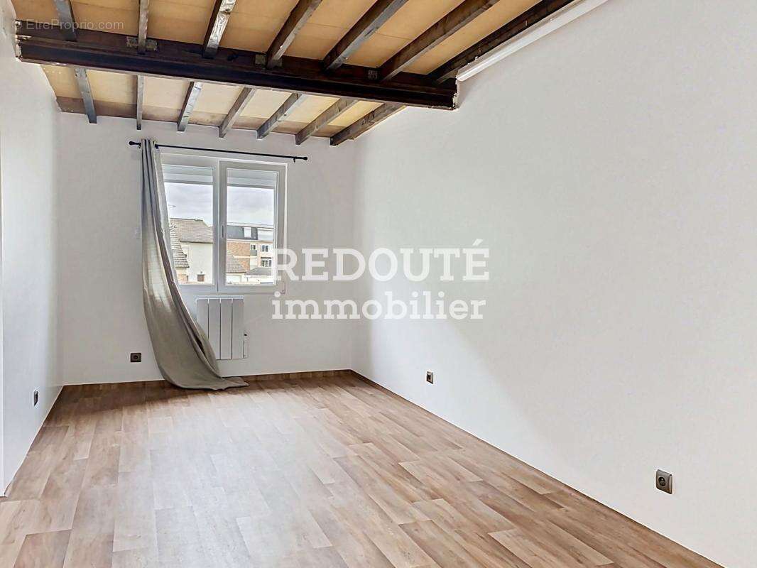 Muizon – maison renovee avec fort potentiel d'evolution - photo 9