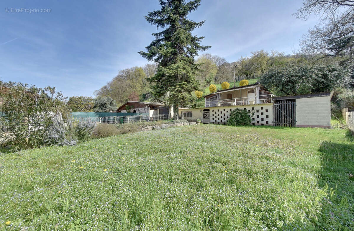 Maison à ECHIROLLES