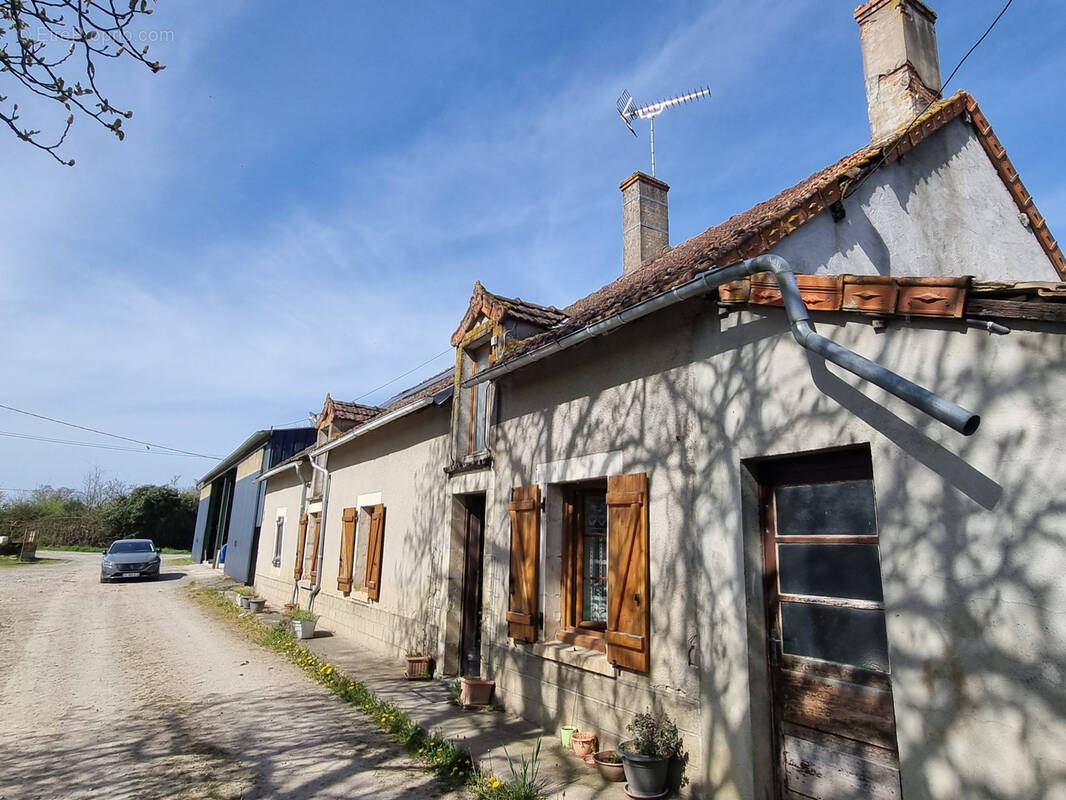 Maison à LA BERTHENOUX