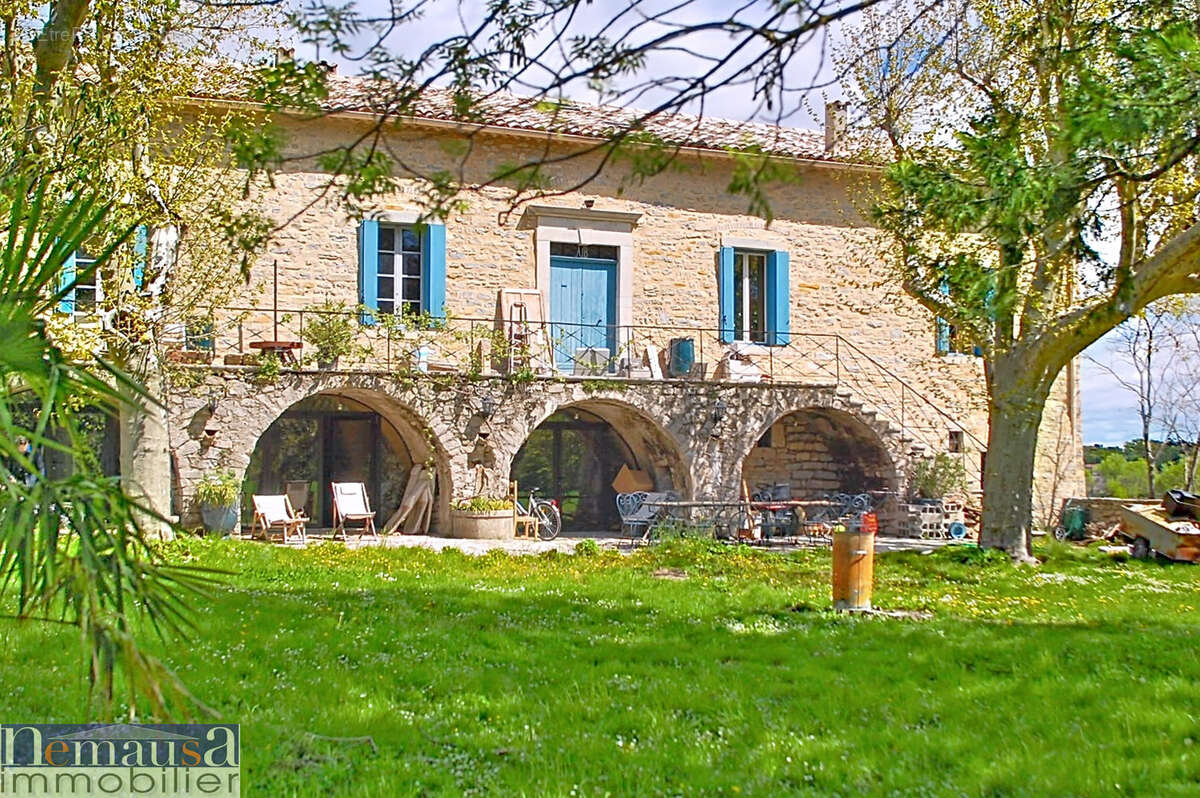 Maison à POMPIGNAN