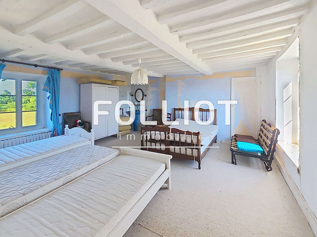 Maison à LE MOLAY-LITTRY