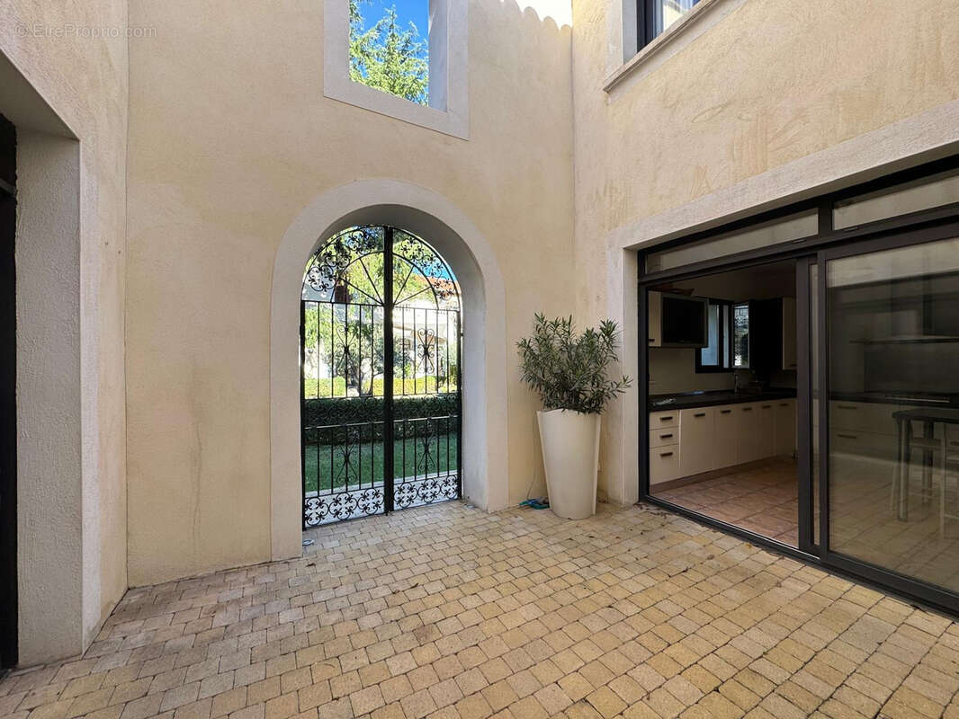 Appartement à NIMES