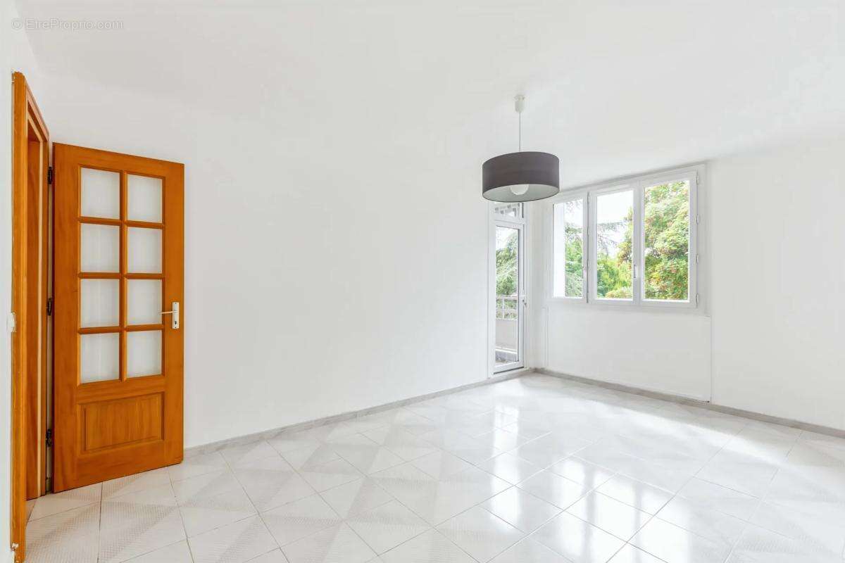 Appartement à LYON-5E