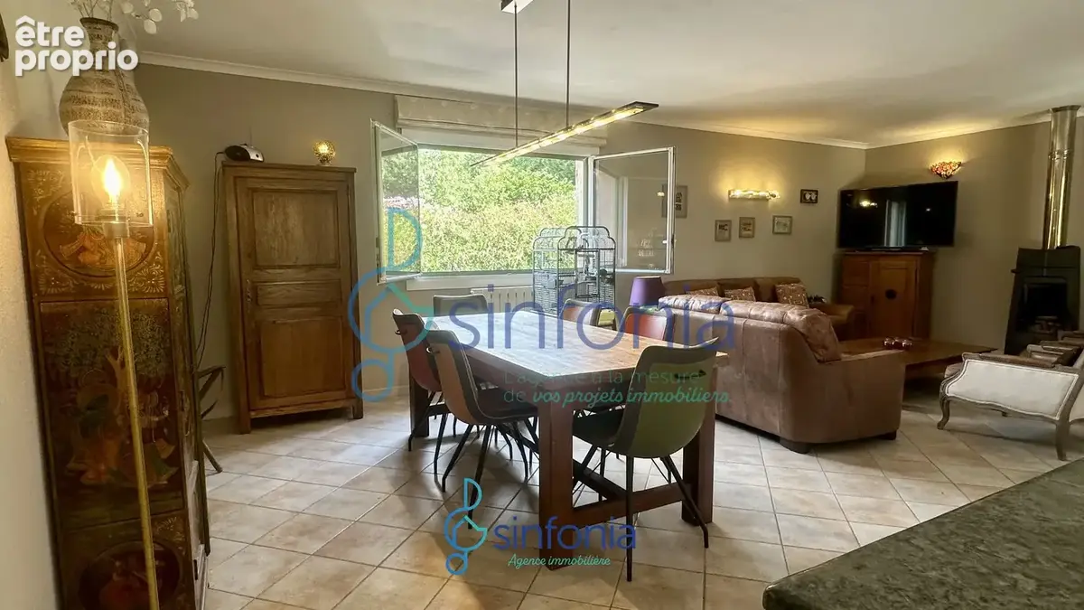 Maison fonctionnelle avec piscine, dépendance et beau terrain à Entre Uzès et Arpaillargues - photo 8