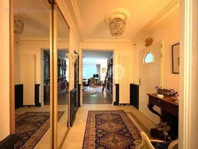 Maison à BLANQUEFORT