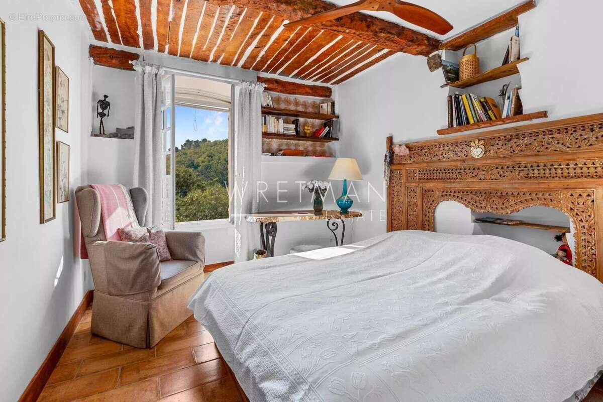 Maison à LE CANNET-DES-MAURES