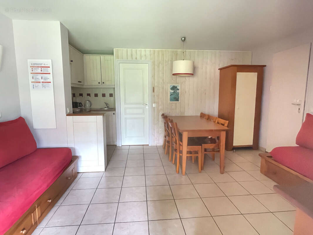 Appartement à MOLIETS-ET-MAA