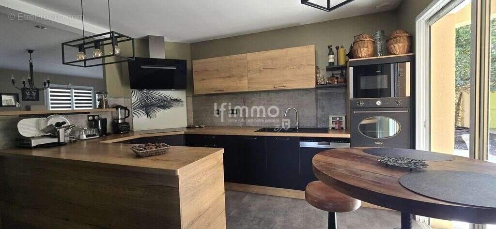 Maison à SAINT-SELVE