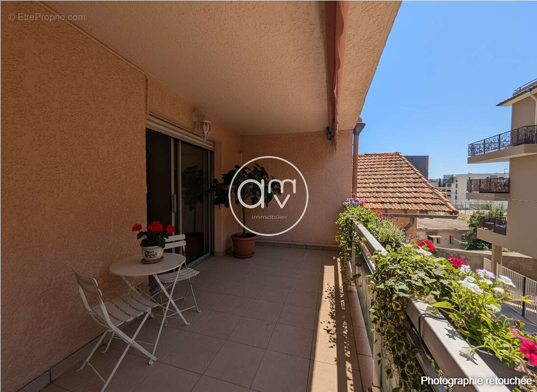 Appartement à HYERES