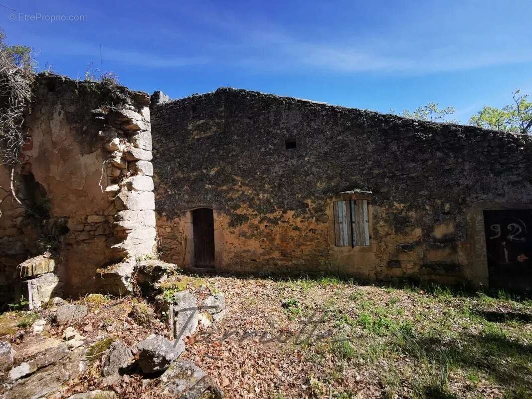Maison à SAINT-PAUL-TROIS-CHATEAUX