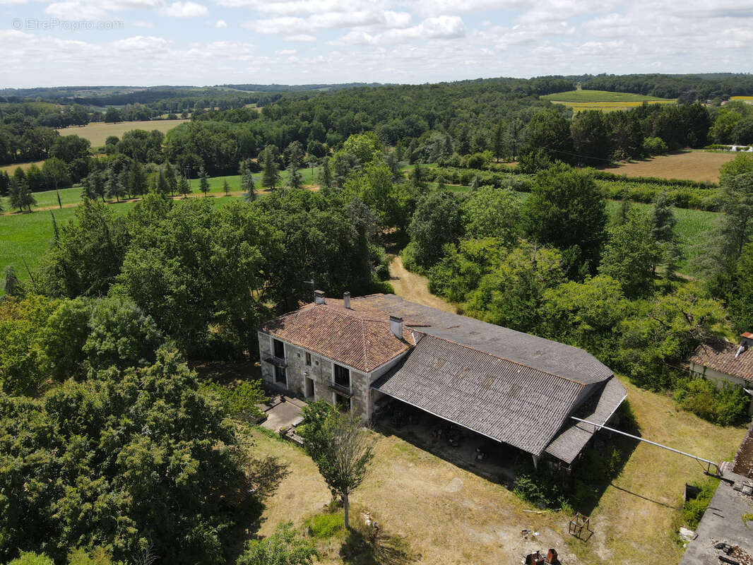 Maison de campagne avec dépendances proche de Fourcès - photo 14
