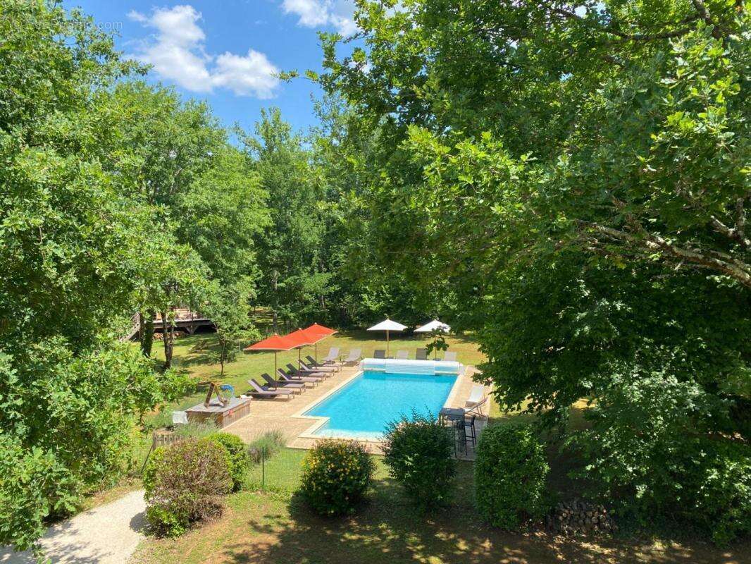 Maison à SAINTE-NATHALENE