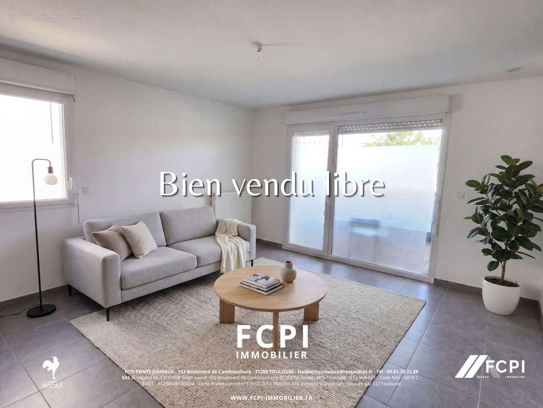 Appartement à BEAUZELLE