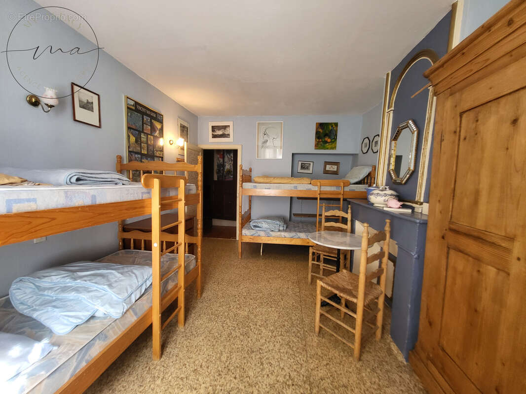Caux - Charmante maison de village, 4 pièces, 2 chambres, située à 2 pas du centre du village, beau potentiel - photo 11