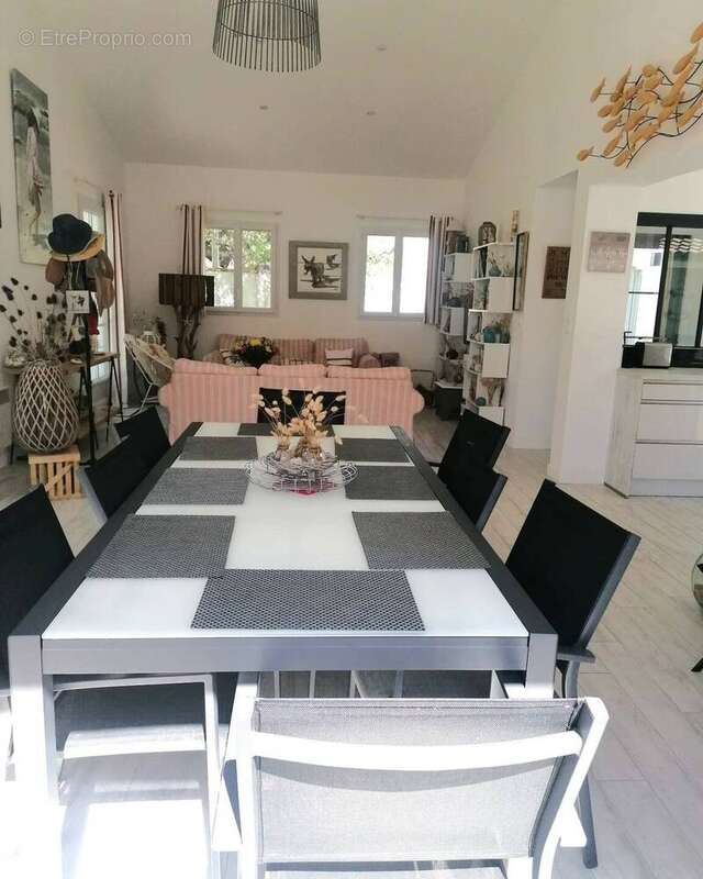 Maison à LA COUARDE-SUR-MER