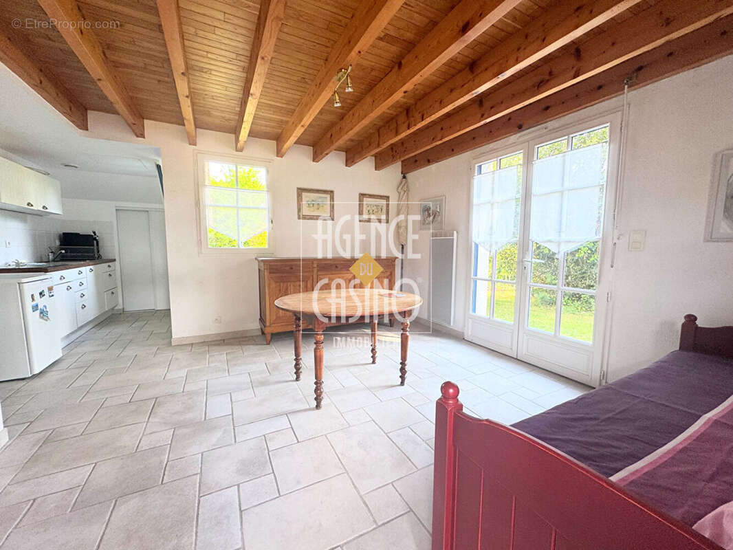 Chaumière de charme aux portes de La Baule, piscine+dépendances - 7 pièces - photo 14